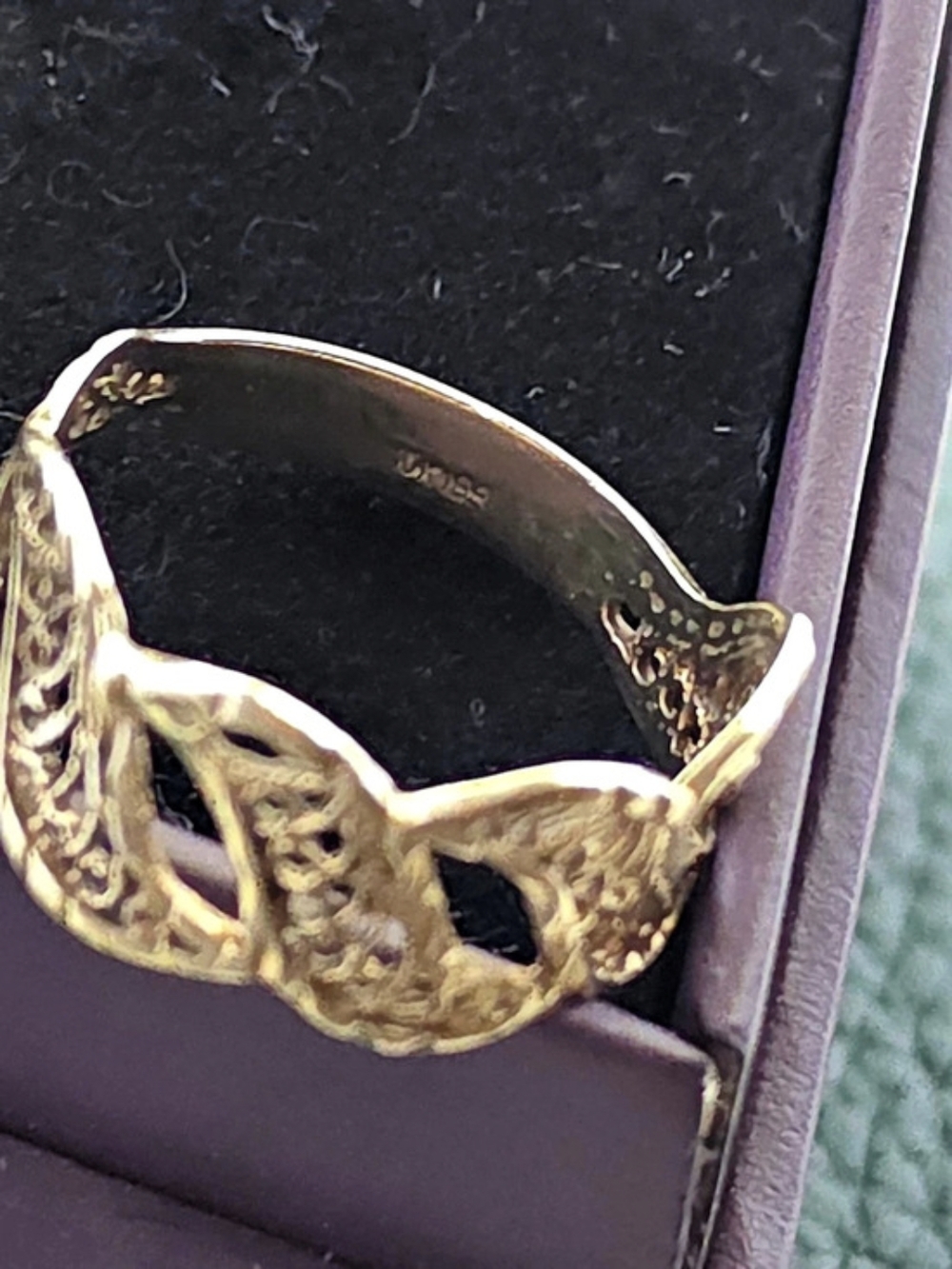 Vintage 10K Yellow Gold Filigree Band Ring